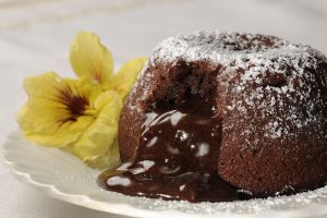 molten chocolate lava cake.jpg